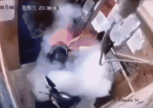 深圳最新規(guī)定：電動(dòng)自行車這樣停放充電，將被罰款！充電樁趕緊建起來(lái)